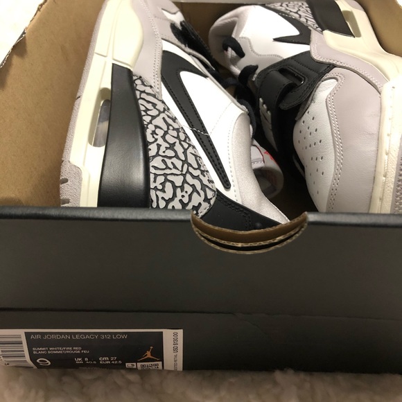 Jordan Legacy 312 Low Tech Grey Fire Red - Picture 6 of 6